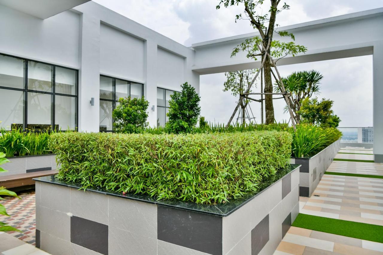 Ichiban Apartments Ho Chi Minh City Exterior photo
